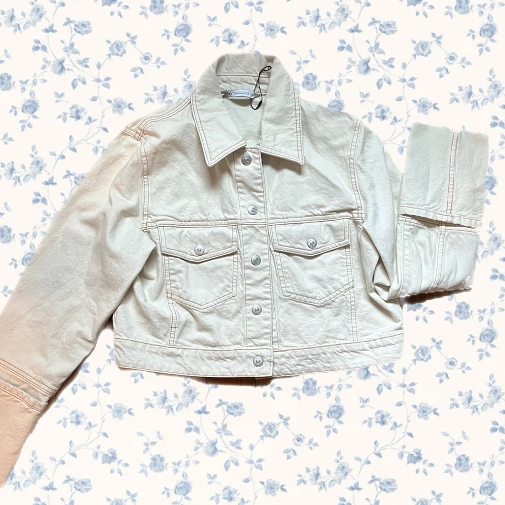 ZARA cream with stitching detail cropped denim jacket size M
